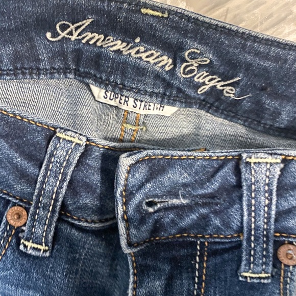 American Eagle skinny jeans - Picture 3 of 4